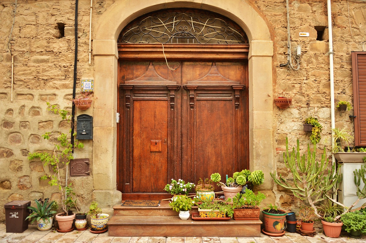 Door - free online jigsaw puzzle photo