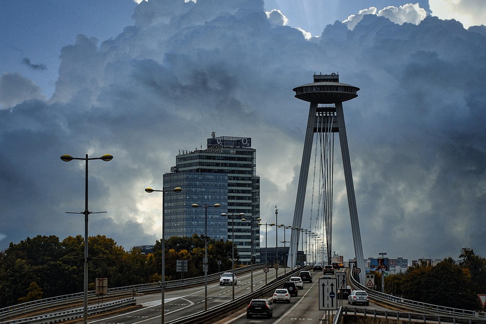 Bratislava, Autostrada, Slovacia, Turn, Oraș