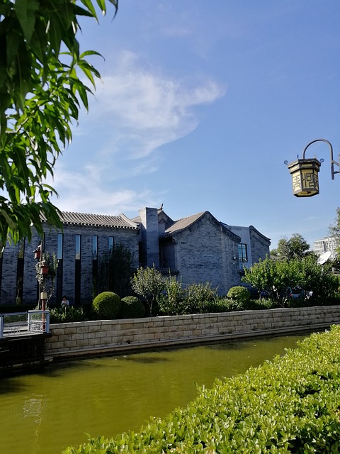 Free Moat Castle photo and picture
