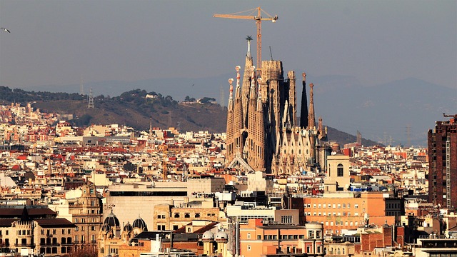 Free Barcelona Sagrada Familia photo and picture