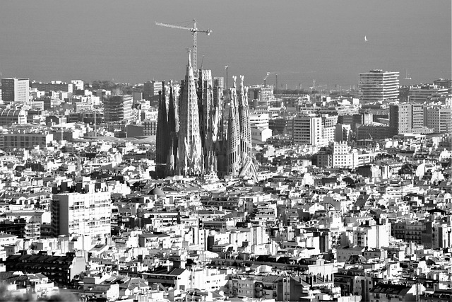 Free Barcelona Sagrada Familia photo and picture