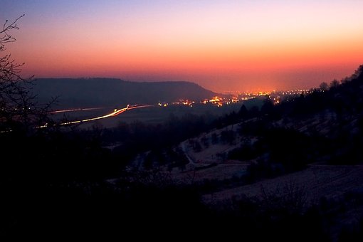 Sonnenaufgang, Autolichtspur, Remstal