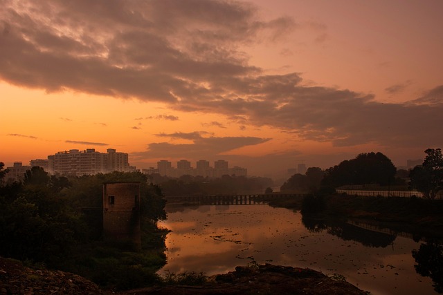 Free City Dusk photo and picture