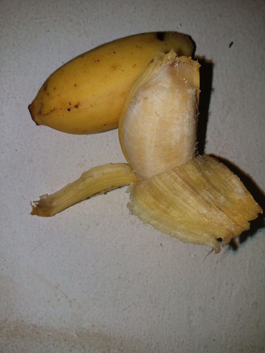 Orecchini A Banana 3D Gialli - Miniblings - Frutta Divertente - 2