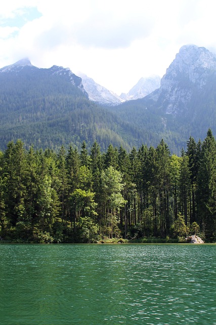 Free Mountains Lake photo and picture