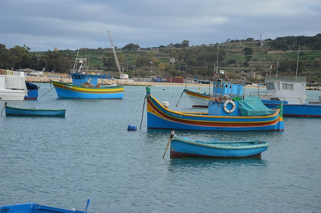 Free Boats Fishing Boats photo and picture