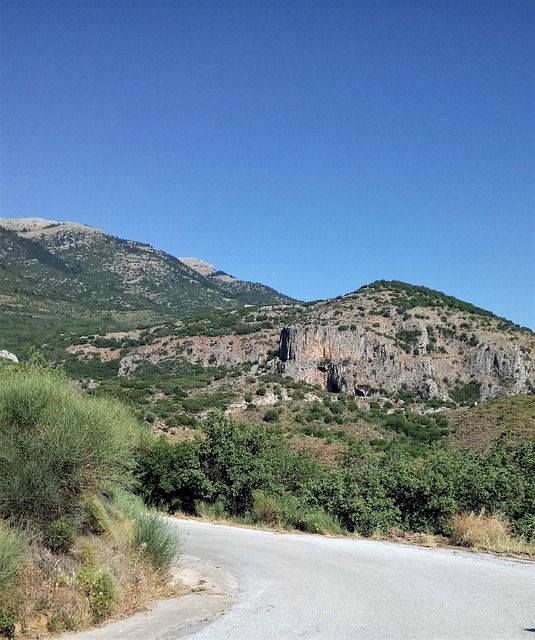Free Mountains Country Road photo and picture