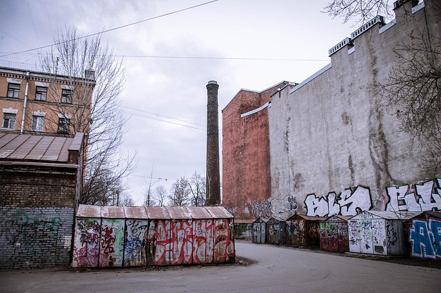 Free City Old Buildings photo and picture