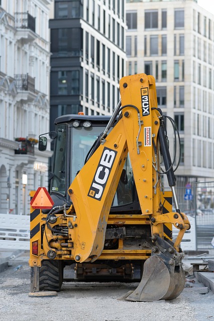 Free Excavator Machinery photo and picture