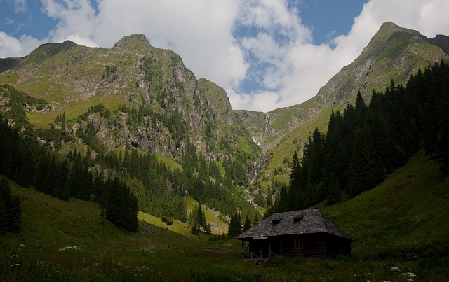 Free Mountains Landscape photo and picture