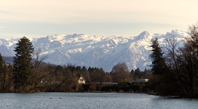 Free Leopoldskroner Weiher Lake photo and picture