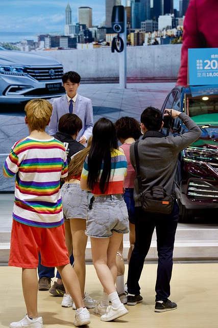 Čína, Auto Show, Lidé, Tapeta Na Zeď