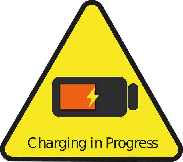 Free charging battery icon vector