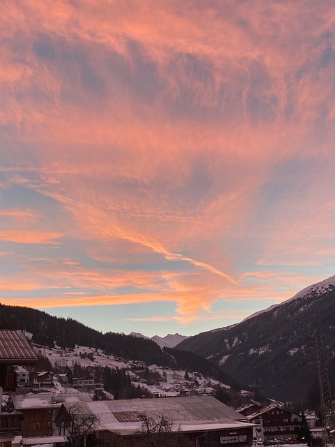 Free Mountains Sunset photo and picture