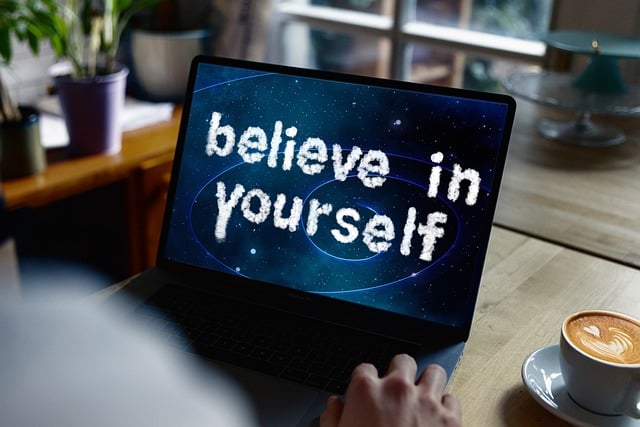Free believe in yourself laptop computer illustration