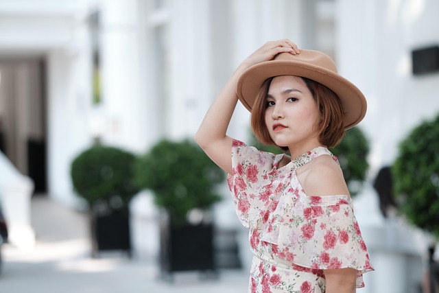 Free Woman Model photo and picture