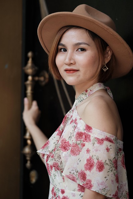 Free Woman Model photo and picture