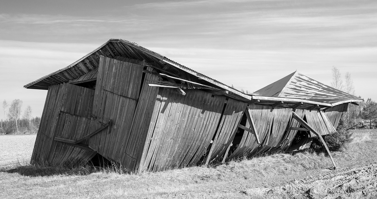 Barn - free online jigsaw puzzle photo