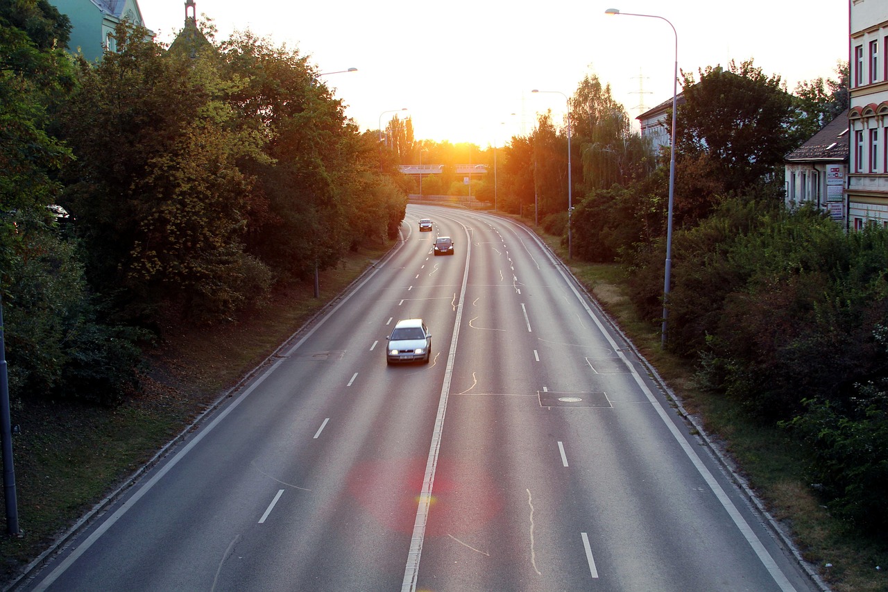 La Carretera Carros Atardecer Foto gratis en Pixabay Pixabay