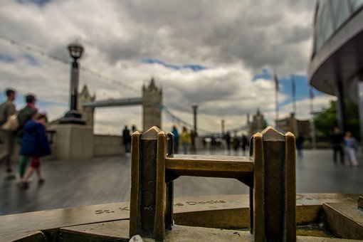Free London Tower Bridge photo and picture