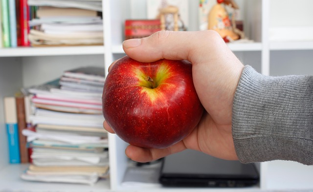 Appel, Rode Appel, Fruit, Boekenplank