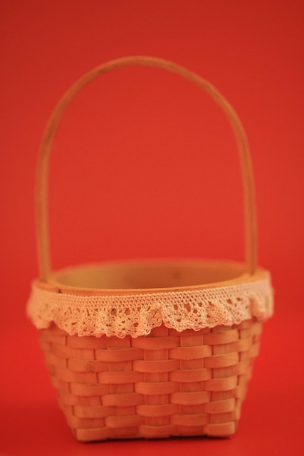 Free Basket Festive photo and picture