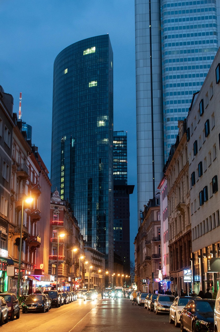Skyscraper Building Road - Free photo on Pixabay - Pixabay