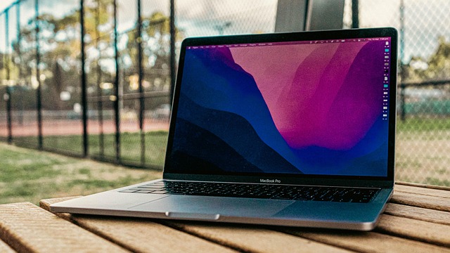 Free Macbook Pro Mac photo and picture