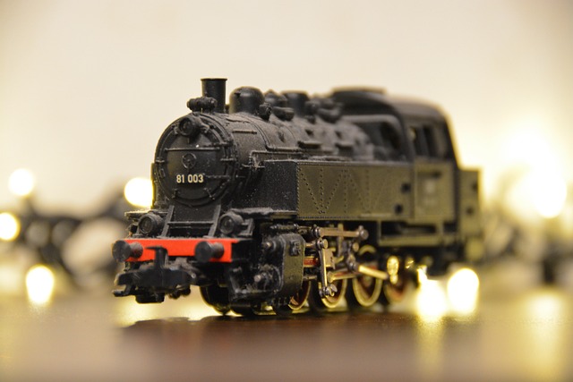 Free Model Train Steam Locomotive photo and picture