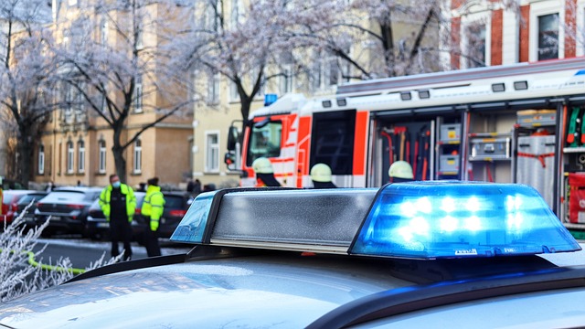 Ild, Ulykke, Brandmænd, Politi, Blåt Lys