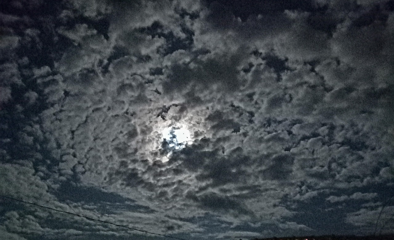 多云的 月亮 夜晚 - Pixabay上的免费照片 - Pixabay