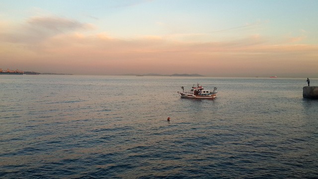 Free Boat Fishing photo and picture