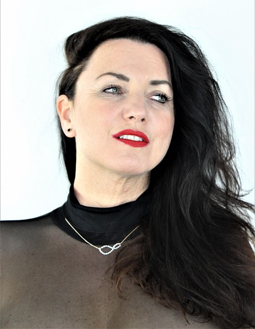 Free Portrait Woman photo and picture