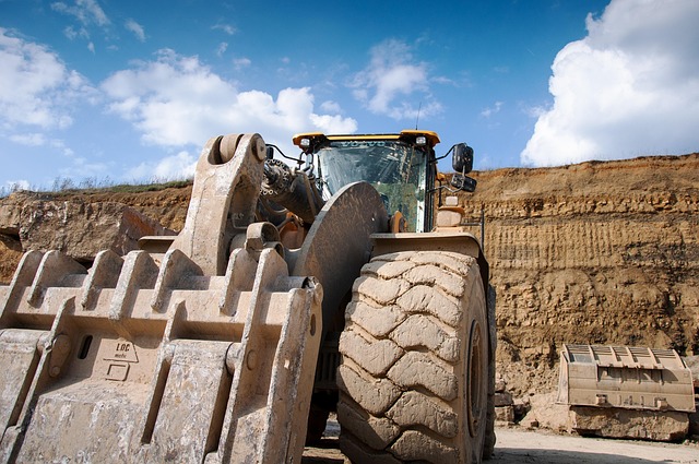 Free Quarry Excavator photo and picture