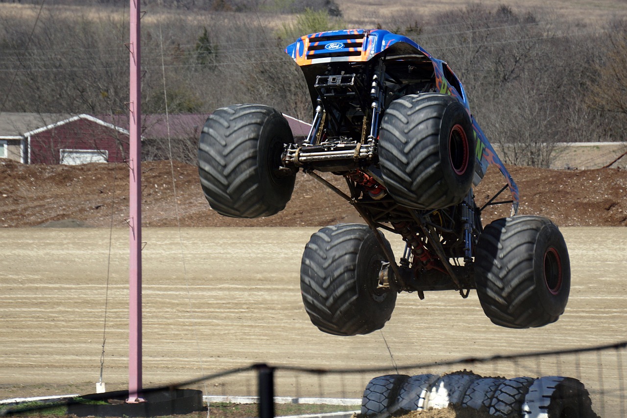 60+ Free Monster Truck &amp; Truck Images - Pixabay