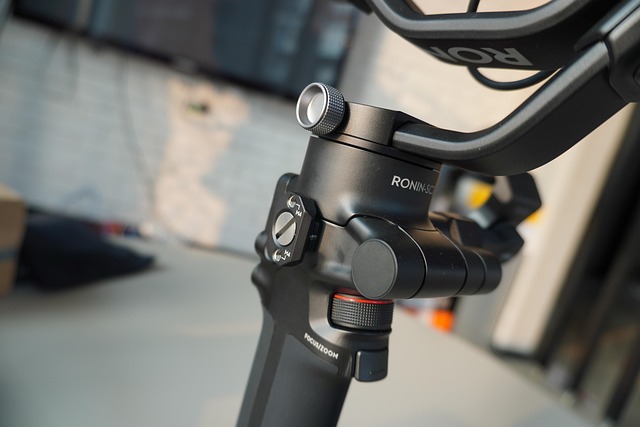 Free Tripod Device photo and picture