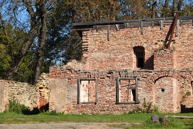 Schlafplatz, Die Architektur, Gebäude