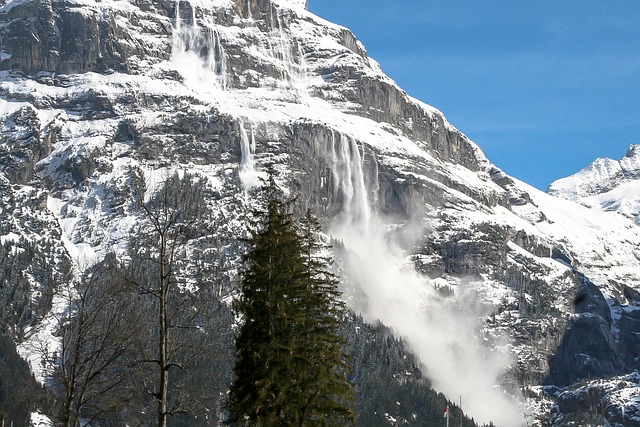 Free Mountains Avalanche photo and picture