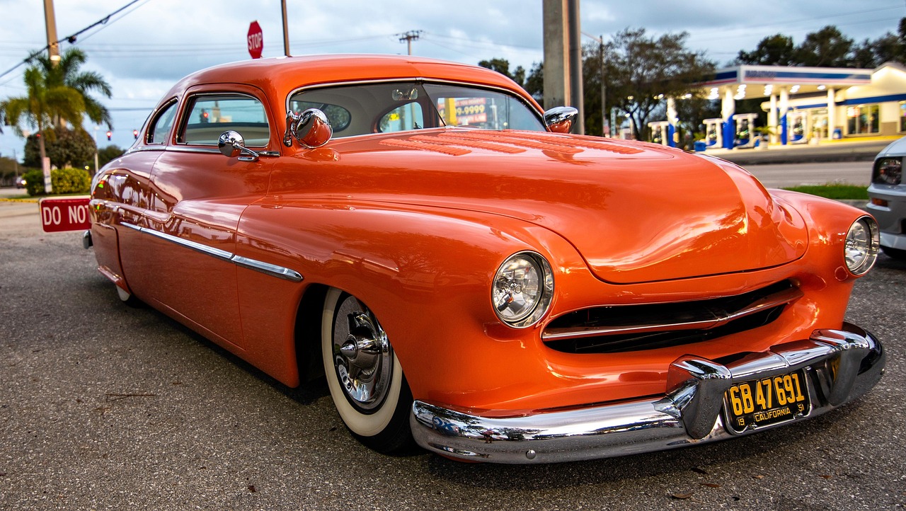 Vintage Car - free online jigsaw puzzle photo
