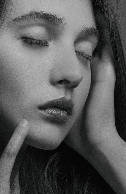 Mujer Ojos Cerrados Retrato Foto Gratis En Pixabay Pixabay