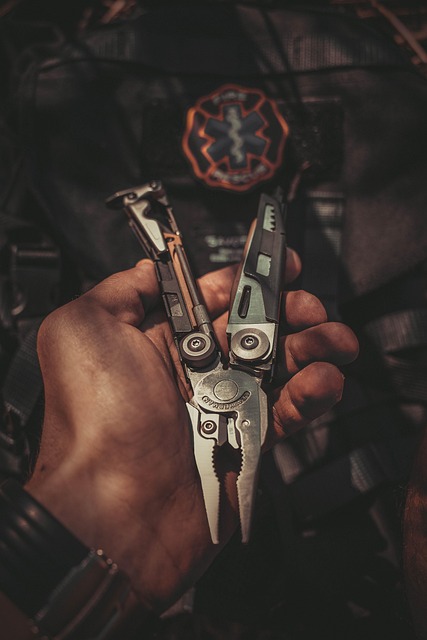 Download free HD stock image of Knife Multi-Tool Free Knife Multi-Tool photo and picture