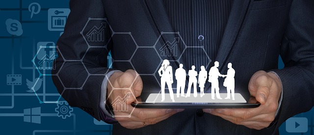Hold, Mennesker, Forretning