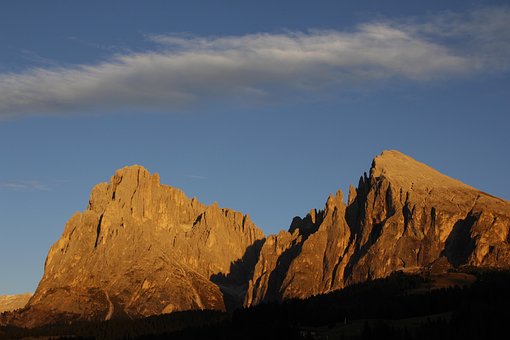 Free Dolomites Alps photo and picture