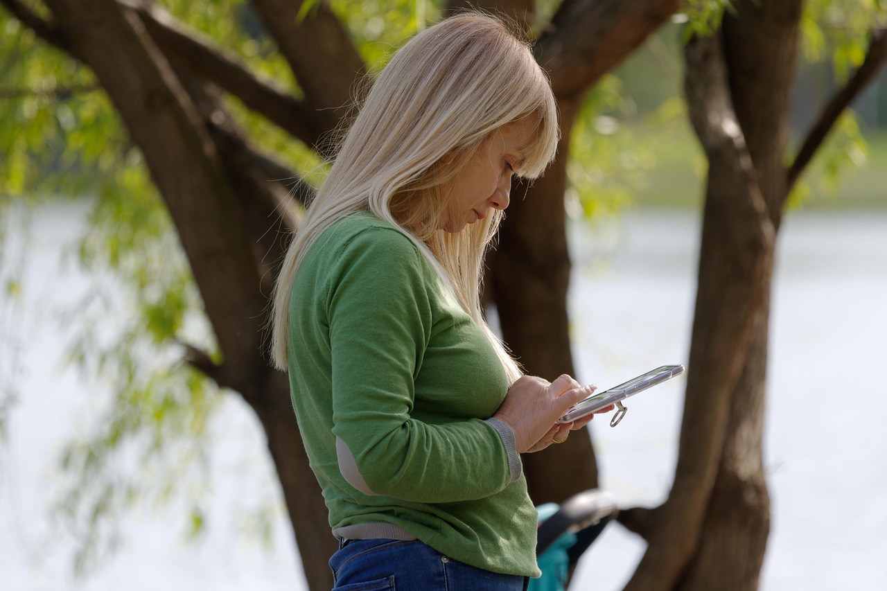 How to Search Google Better: The Search Tricks Most People Never Use