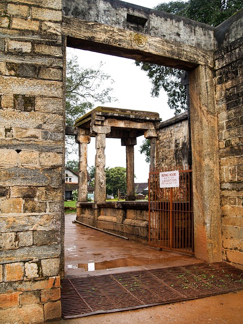 Free Palakkad Fort photo and picture