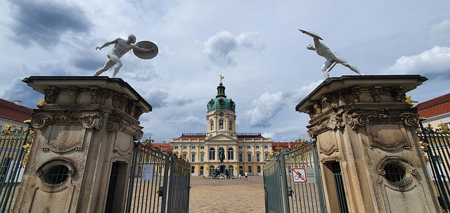 Free Castle Schloss Charlottenburg photo and picture
