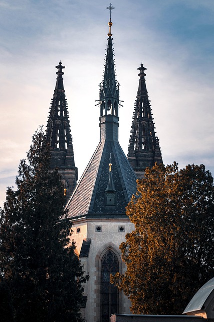 Iglesia, Torres, Edificio, Arquitectura