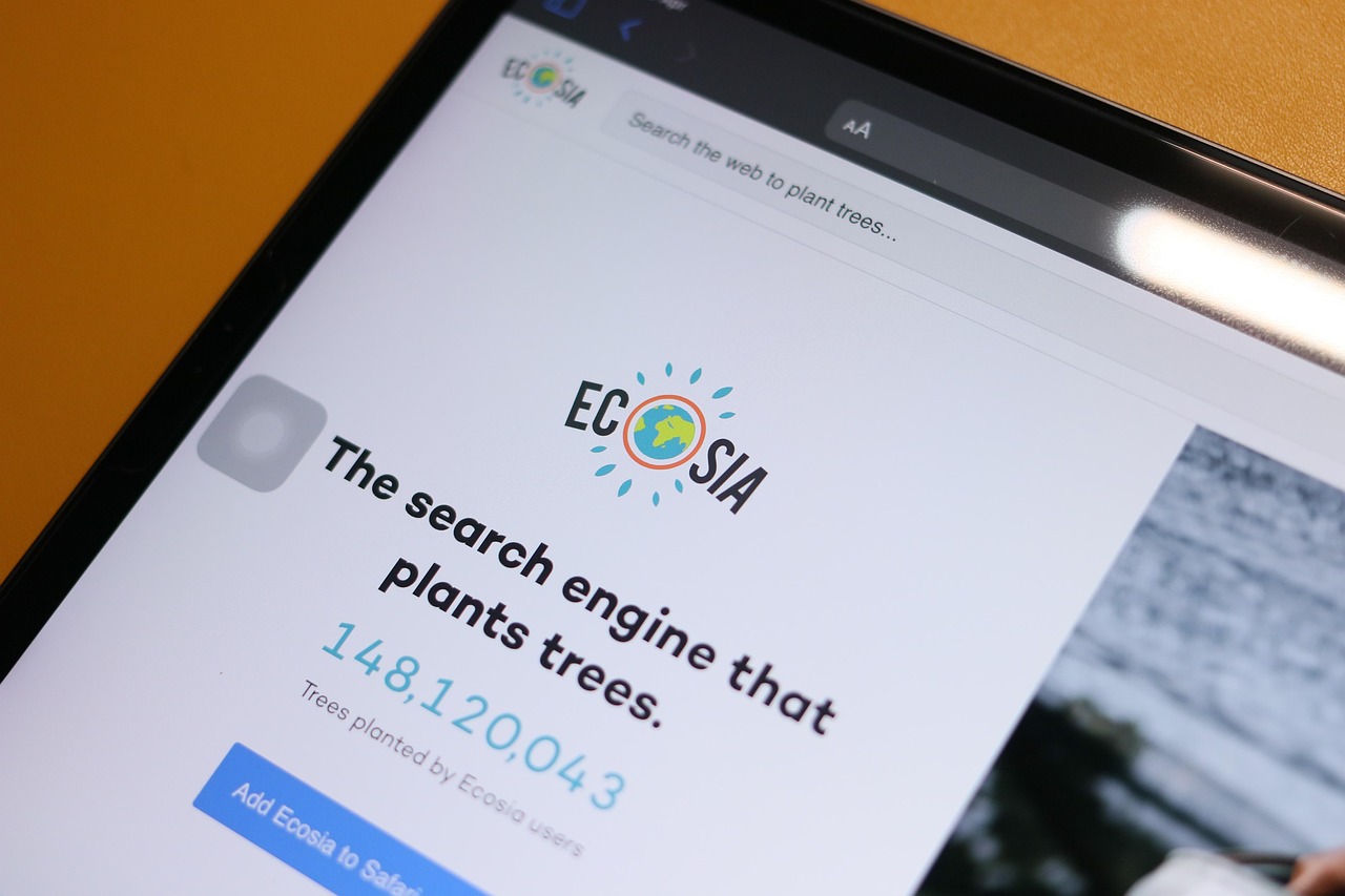 https://cdn.pixabay.com/photo/2022/04/18/18/35/ecosia-7141287_1280.jpg
