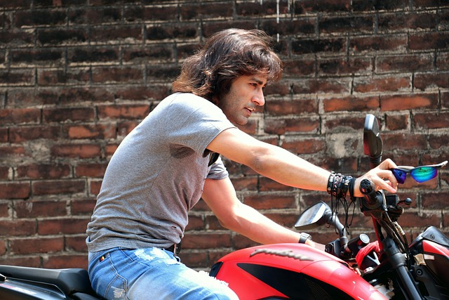 Free Model Bike photo and picture