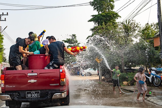 Free Songkran Songkran Festival photo and picture